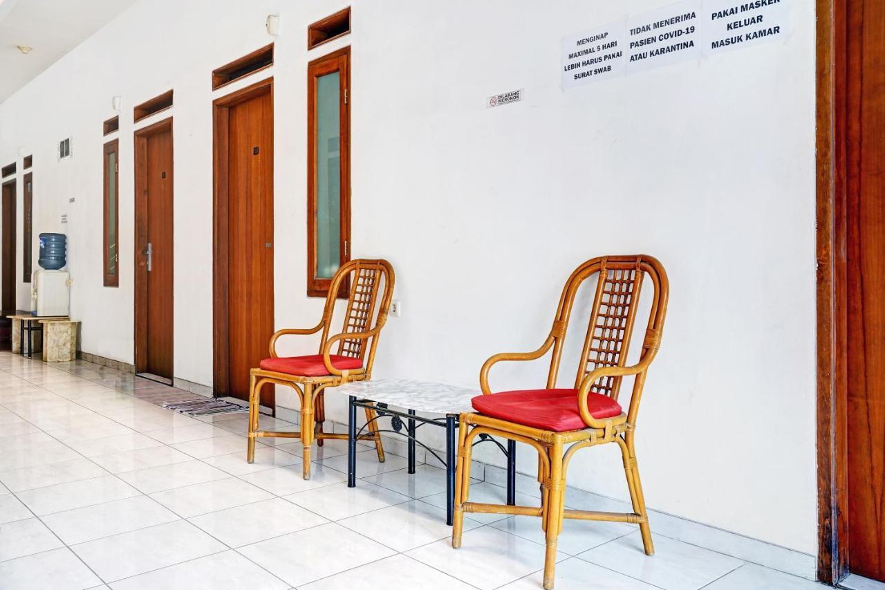 בנדונג Oyo 1932 Srimahi Residence מראה חיצוני תמונה