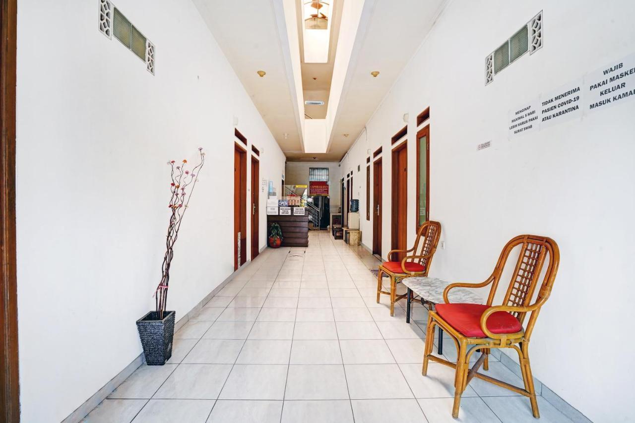 בנדונג Oyo 1932 Srimahi Residence מראה חיצוני תמונה