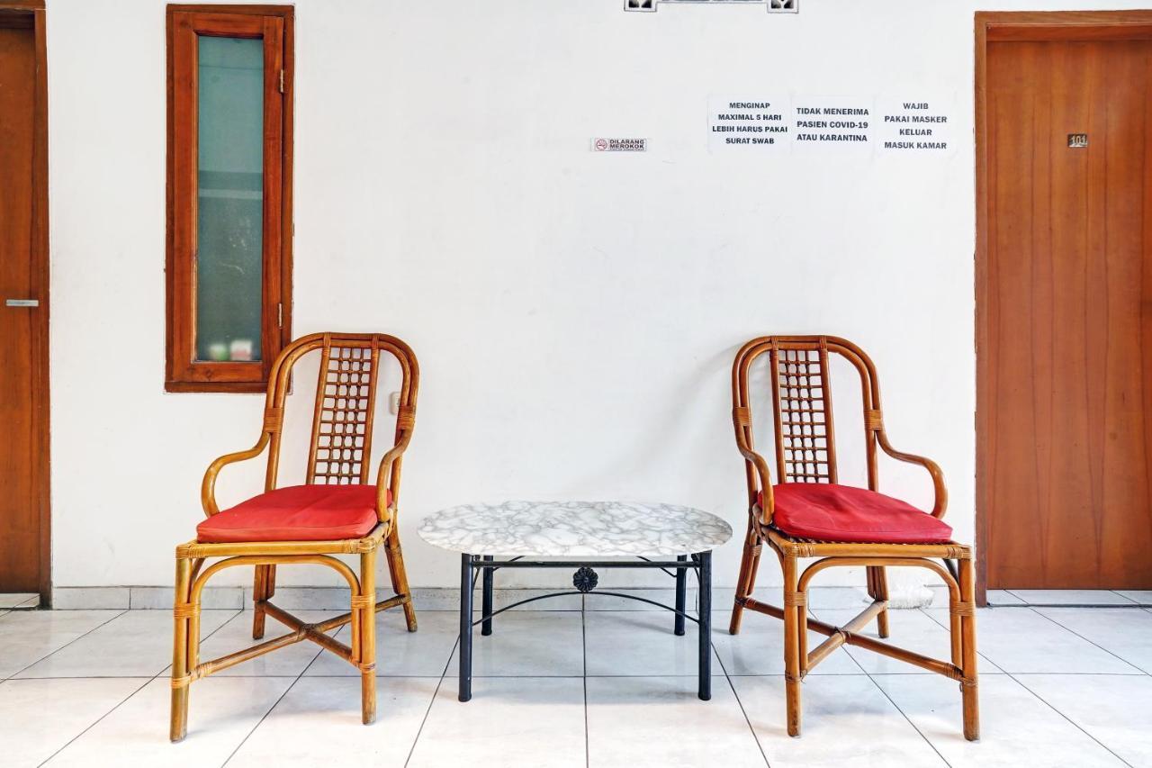 בנדונג Oyo 1932 Srimahi Residence מראה חיצוני תמונה